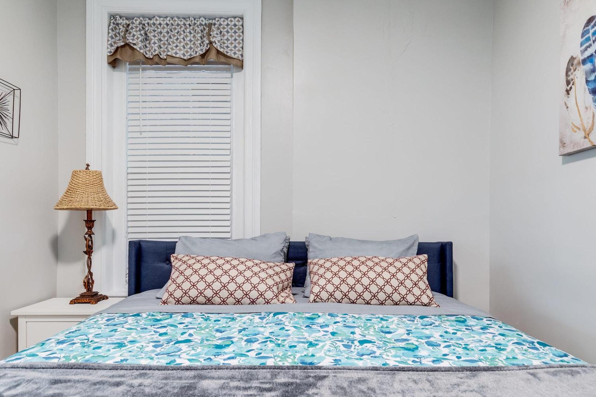 G5 King Bed Central Location Museums Free Parking Ρίτσμοντ Εξωτερικό φωτογραφία